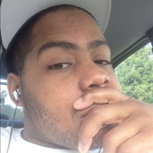 Meet your Posher, Travis